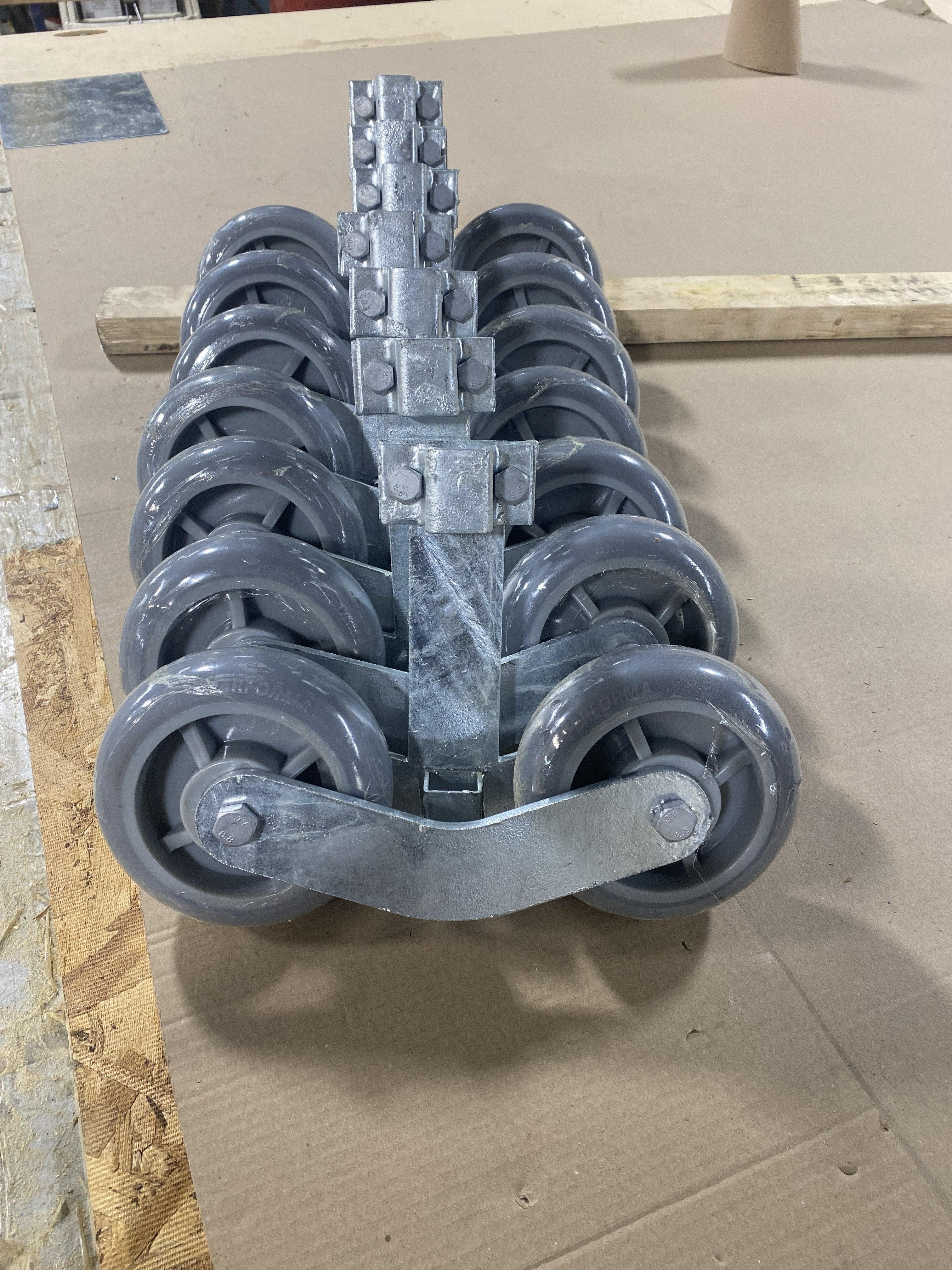 Temporary fence wheel and connection accessory