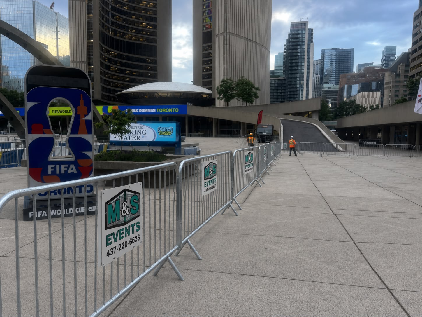 Portable event fence panels